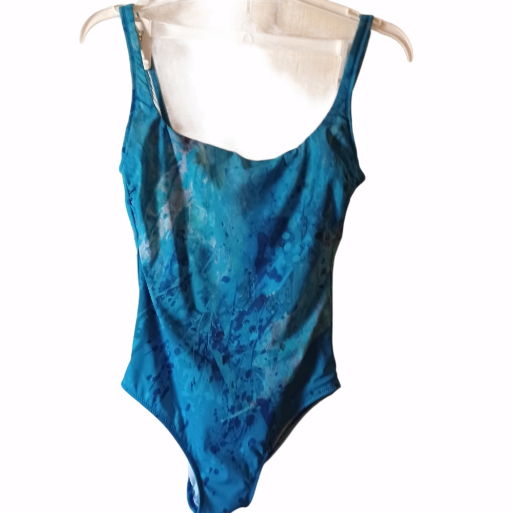 Gottex square neck one piece swim suit size 8
